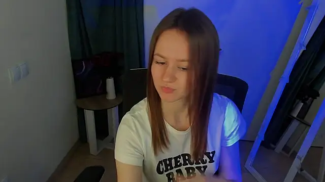 Catherine e online show from November 26, 2025, 7:37 pm