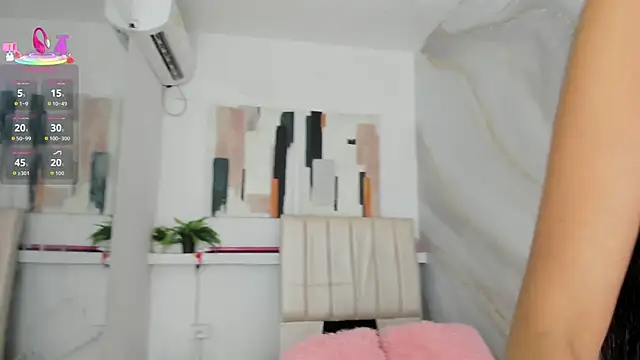 Snapshot of juliana_luque chatting on November 3, 2025, 12:06 pm juliana luque online show from November 3, 2025, 12:06 pm