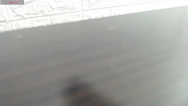 Snapshot of nei_girl chatting on November 22, 2025, 11:42 am nei girl online show from November 22, 2025, 11:42 am