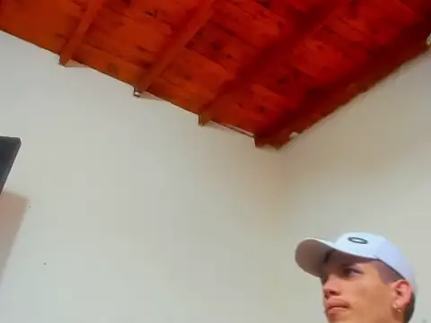 Snapshot of kevinkewman chatting on September 24, 2025, 12:08 pm kevinkewman online show from September 24, 2025, 12:08 pm