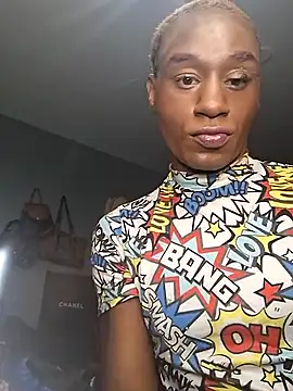 Snapshot of ItsBarbieBitcxxxx69 chatting on November 5, 2025, 8:03 am ItsBarbieBitcxxxx69 online show from November 5, 2025, 8:03 am