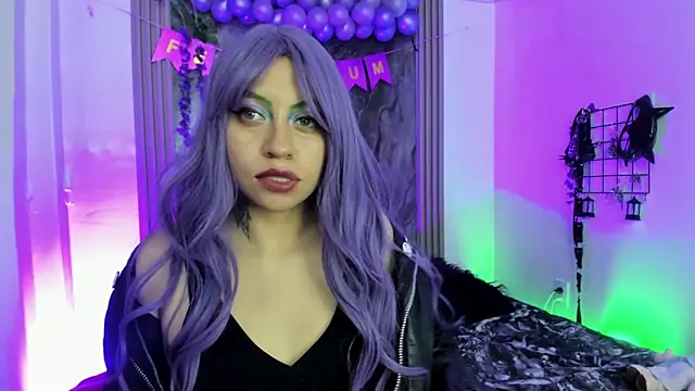 Snapshot of midory_ chatting on November 28, 2025, 3:42 am midory online show from November 28, 2025, 3:42 am