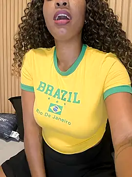 Angel tammy online show from December 2, 2025, 9:32 pm