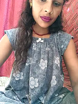 Eshna Dabral online show from September 20, 2025, 3:29 am