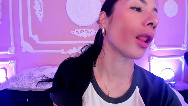 Snapshot of ArianaReynoldss chatting on September 12, 2025, 7:25 pm ArianaReynoldss online show from September 12, 2025, 7:25 pm