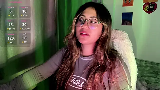 emma  bell  online show from September 8, 2025, 11:26 pm