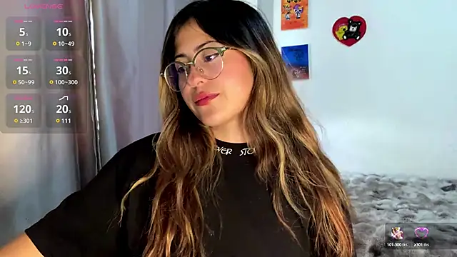 emma  bell  online show from September 10, 2025, 7:36 pm