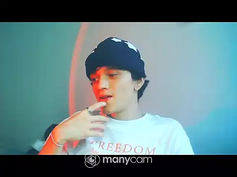 Snapshot of santihot089 chatting on October 18, 2025, 9:37 pm santihot089 online show from October 18, 2025, 9:37 pm