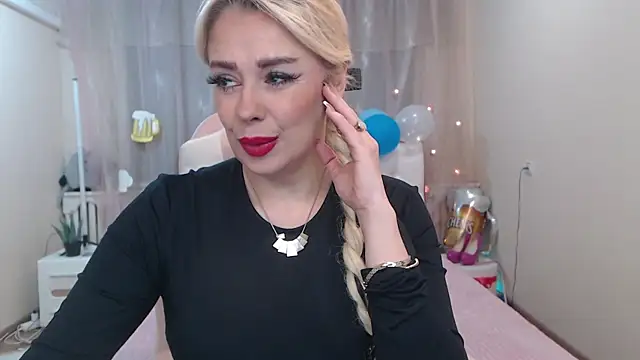 KatrinaCharm online show from September 25, 2025, 6:17 am