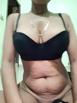 Snapshot of Desi_Bhabi_01 chatting on October 16, 2025, 5:36 pm Desi Bhabi 01 online show from October 16, 2025, 5:36 pm