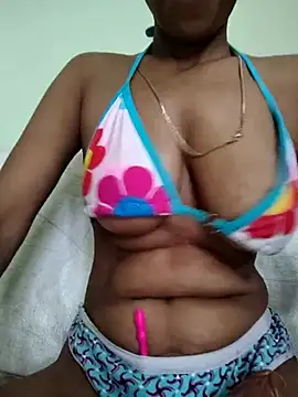 Snapshot of Desi_Bhabi_01 chatting on October 17, 2025, 10:51 am Desi Bhabi 01 online show from October 17, 2025, 10:51 am