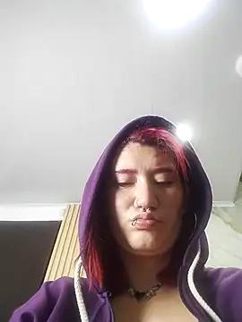 Cerecitaa02  online show from December 5, 2025, 11:52 am