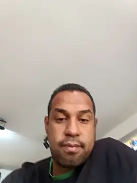 elnegro707070 online show from October 13, 2025, 11:10 am