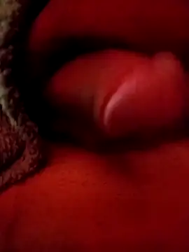 Snapshot of Safadiooline chatting on October 10, 2025, 11:31 am Safadiooline online show from October 10, 2025, 11:31 am