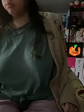 Snapshot of w3tkittty chatting on November 18, 2025, 3:27 pm w3tkittty online show from November 18, 2025, 3:27 pm