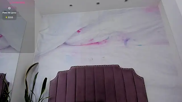 Dulce Quintana online show from November 11, 2025, 12:27 pm