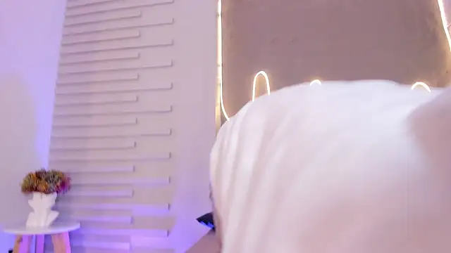 Dulce Quintana online show from December 1, 2025, 12:21 pm