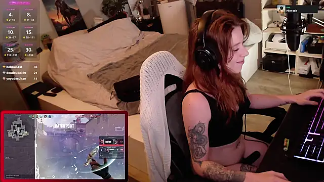 Horny Makima online show from October 26, 2025, 9:48 am