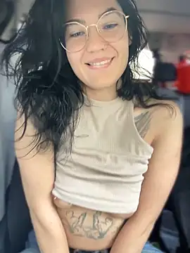 MeekyRich online show from September 23, 2025, 2:47 am