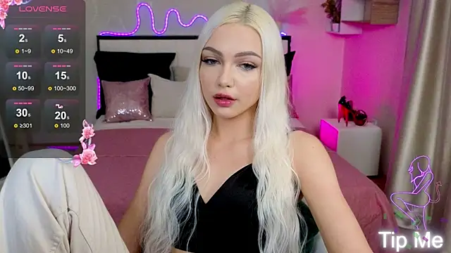 Snapshot of LinaLirian chatting on September 26, 2025, 2:10 pm LinaLirian online show from September 26, 2025, 2:10 pm