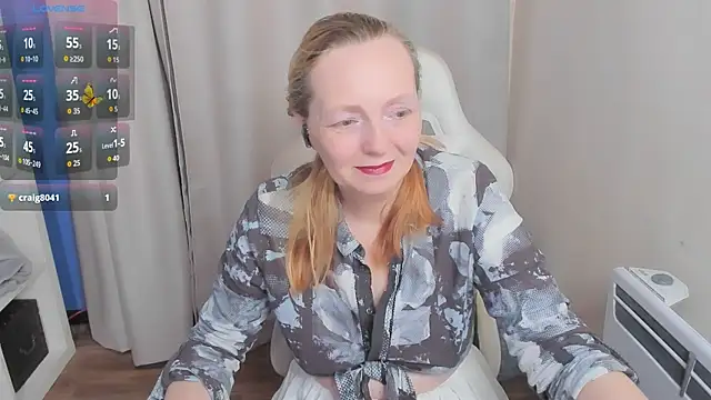 Karen Villis online show from November 17, 2025, 9:59 am