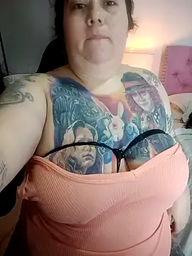 kai cenat online show from October 17, 2025, 11:24 am