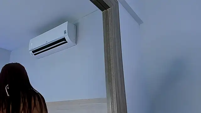 Snapshot of ZoeMorris chatting on October 18, 2025, 11:33 am ZoeMorris online show from October 18, 2025, 11:33 am