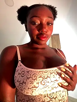 alissradiante1 online show from November 14, 2025, 1:59 am