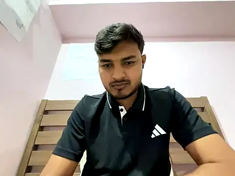 midnight 24 online show from November 26, 2025, 4:52 pm