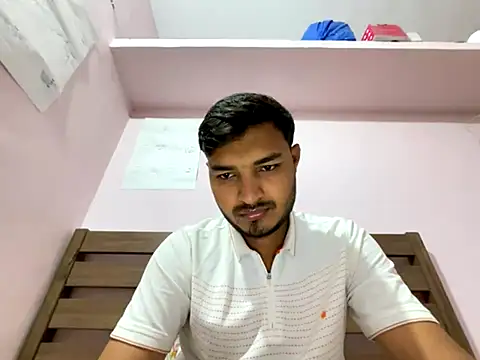 midnight 24 online show from November 30, 2025, 4:44 pm