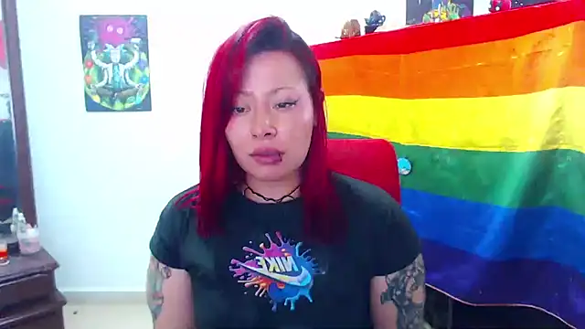 Snapshot of Aleja2530 chatting on October 4, 2025, 9:57 pm Aleja2530 online show from October 4, 2025, 9:57 pm