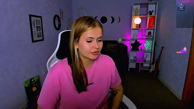 jeren smile online show from September 13, 2025, 8:52 pm