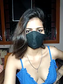 Isha Sax online show from September 29, 2025, 8:35 pm