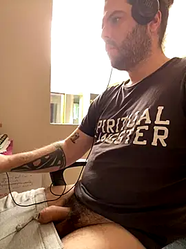 Snapshot of uto857 chatting on November 7, 2025, 3:34 pm uto857 online show from November 7, 2025, 3:34 pm