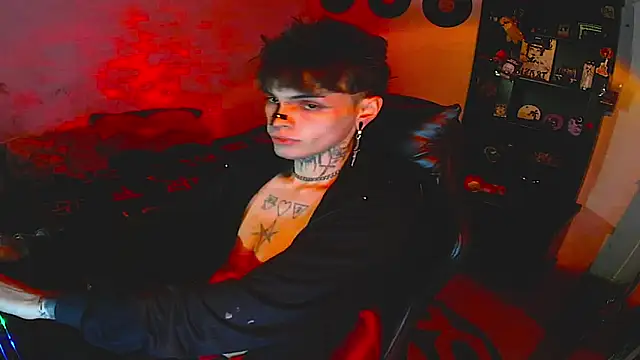 Snapshot of prince_x_dark chatting on October 20, 2025, 7:20 am prince x dark online show from October 20, 2025, 7:20 am