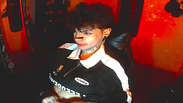 Snapshot of prince_x_dark chatting on November 22, 2025, 6:45 am prince x dark online show from November 22, 2025, 6:45 am