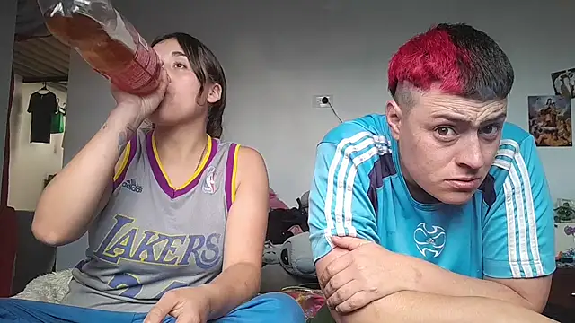 Snapshot of twodoo chatting on November 1, 2025, 8:22 pm twodoo online show from November 1, 2025, 8:22 pm