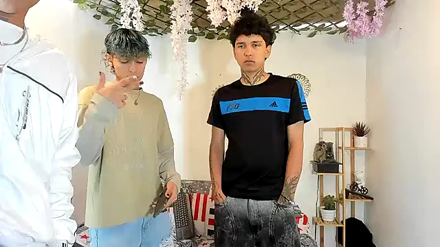 Snapshot of Bastian_boyshot77 chatting on November 16, 2025, 2:22 pm Bastian boyshot77 online show from November 16, 2025, 2:22 pm