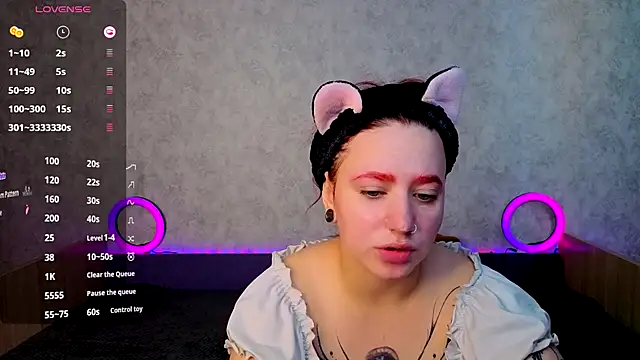 Snapshot of Mini_Lady1 chatting on October 25, 2025, 7:05 am Mini Lady1 online show from October 25, 2025, 7:05 am