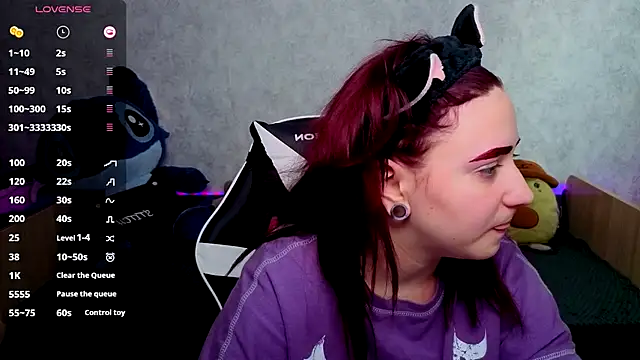 Snapshot of Mini_Lady1 chatting on December 4, 2025, 7:39 am Mini Lady1 online show from December 4, 2025, 7:39 am