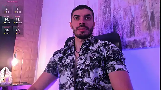 AxelThompson  online show from September 11, 2025, 10:48 am