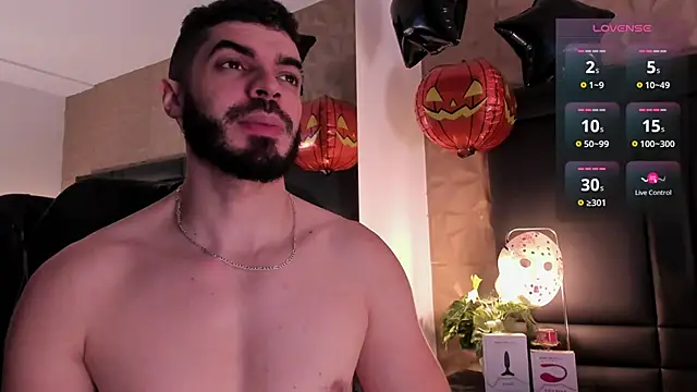 AxelThompson  online show from October 27, 2025, 11:25 am