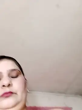 Aymacyn online show from December 2, 2025, 10:38 pm