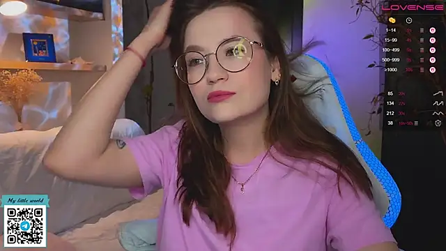 Snapshot of mia_here chatting on November 26, 2025, 2:23 am mia here online show from November 26, 2025, 2:23 am