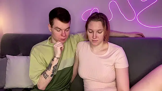 Snapshot of julielourens chatting on November 30, 2025, 8:07 am julielourens online show from November 30, 2025, 8:07 am