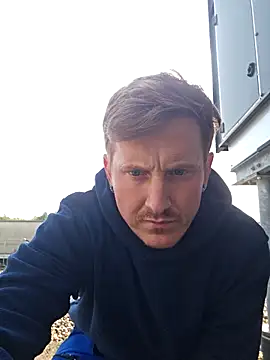 Snapshot of NormalHardDick chatting on September 29, 2025, 10:09 am NormalHardDick online show from September 29, 2025, 10:09 am