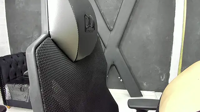 RosalineGrey online show from October 17, 2025, 5:32 am