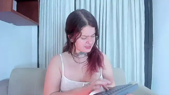 RosalineGrey online show from November 14, 2025, 5:39 am