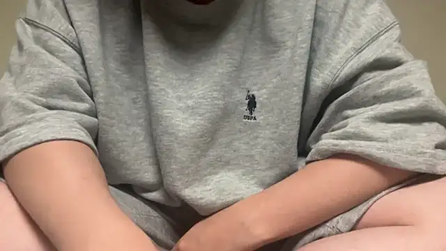 Yuta20002 online show from October 20, 2025, 3:45 pm