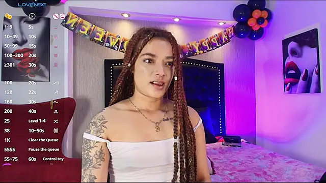 Snapshot of Dancer-Myluu chatting on November 3, 2025, 8:43 pm Dancer-Myluu online show from November 3, 2025, 8:43 pm